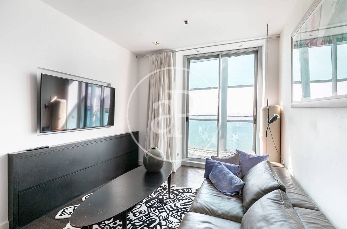 4 soveværelse Penthouse til leje i Barcelona by med swimmingpool - € 7.835 (Ref: 9714924)