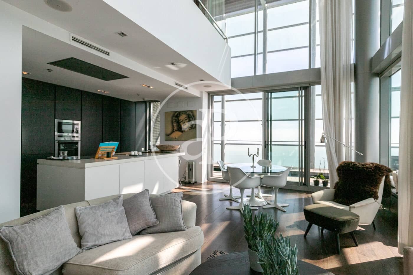 4 soveværelse Penthouse til leje i Barcelona by med swimmingpool - € 7.835 (Ref: 9714924)