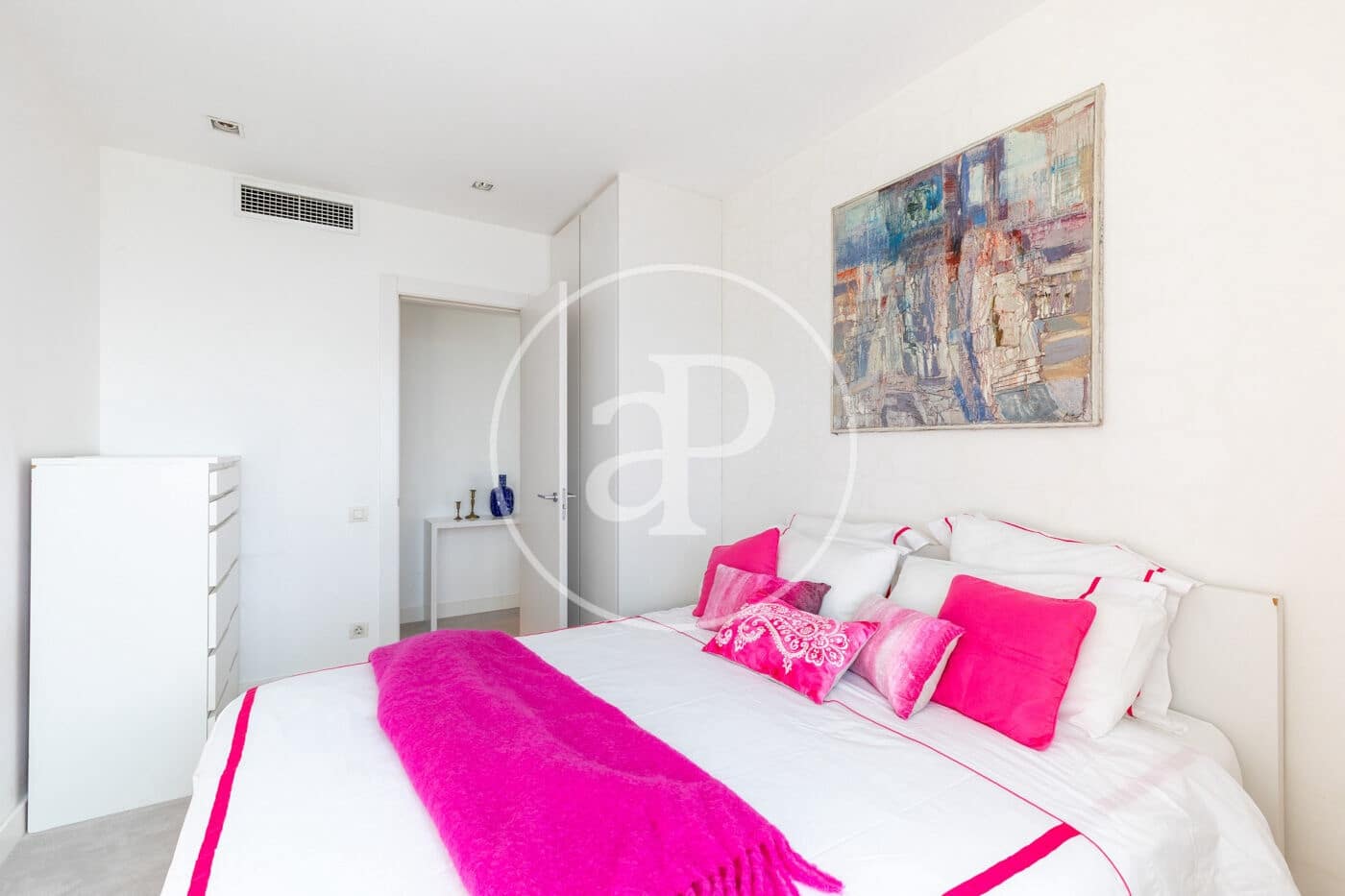 Ático de 4 habitaciones en Barcelona ciudad en alquiler con piscina - 7.835 € (Ref: 9714924)