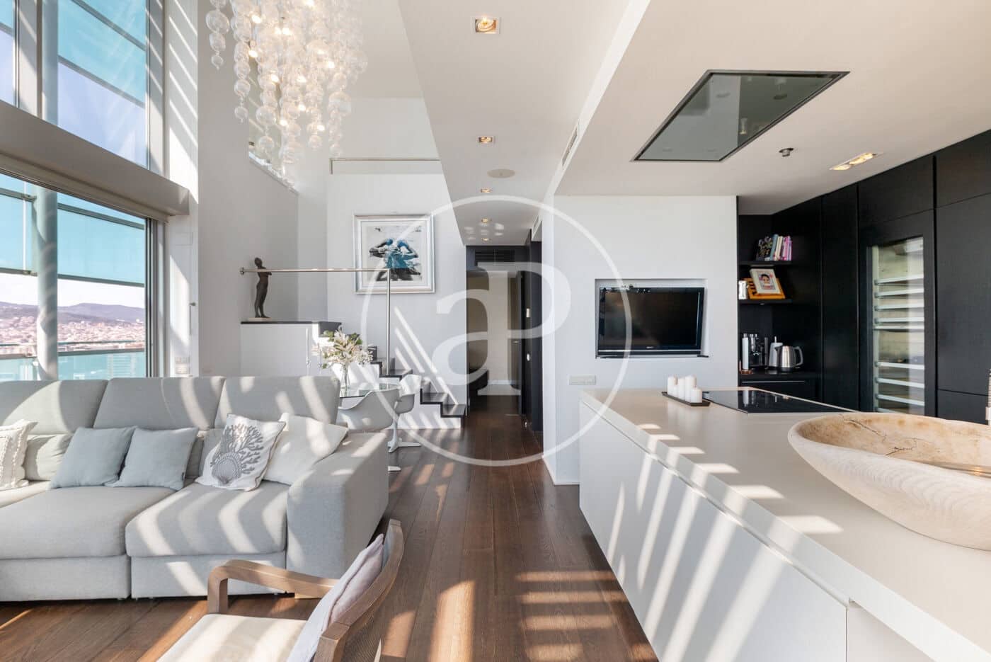 Ático de 4 habitaciones en Barcelona ciudad en alquiler con piscina - 7.835 € (Ref: 9714924)