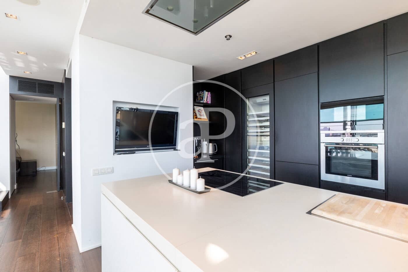 Ático de 4 habitaciones en Barcelona ciudad en alquiler con piscina - 7.835 € (Ref: 9714924)