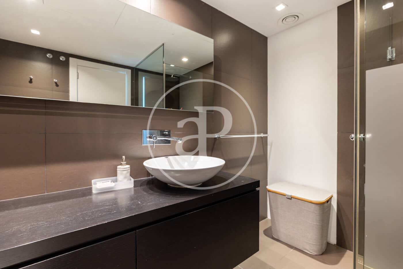 Ático de 4 habitaciones en Barcelona ciudad en alquiler con piscina - 7.835 € (Ref: 9714924)