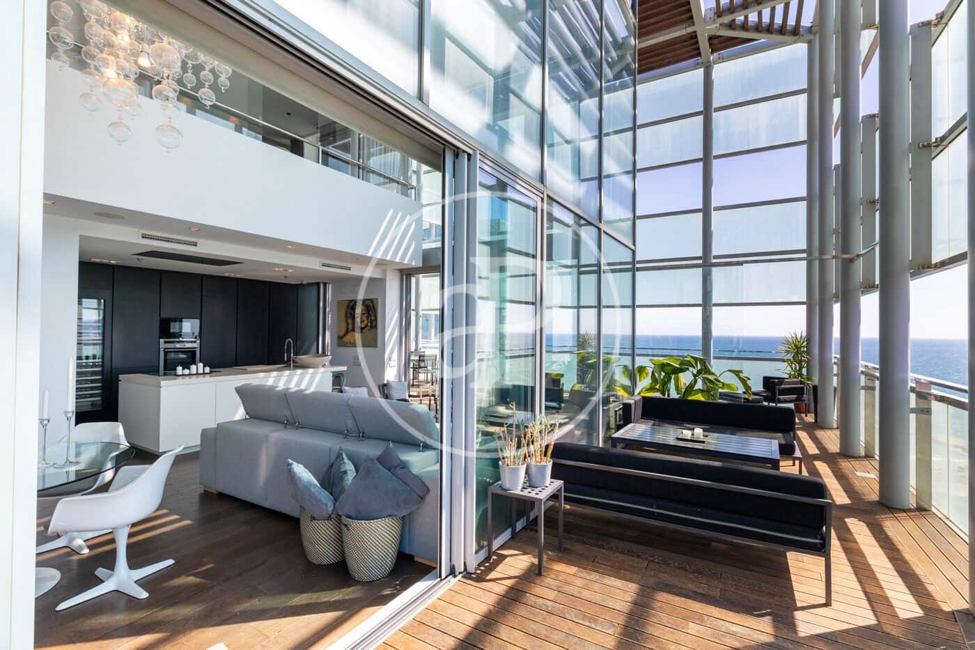 Ático de 4 habitaciones en Barcelona ciudad en alquiler con piscina - 7.835 € (Ref: 9714924)