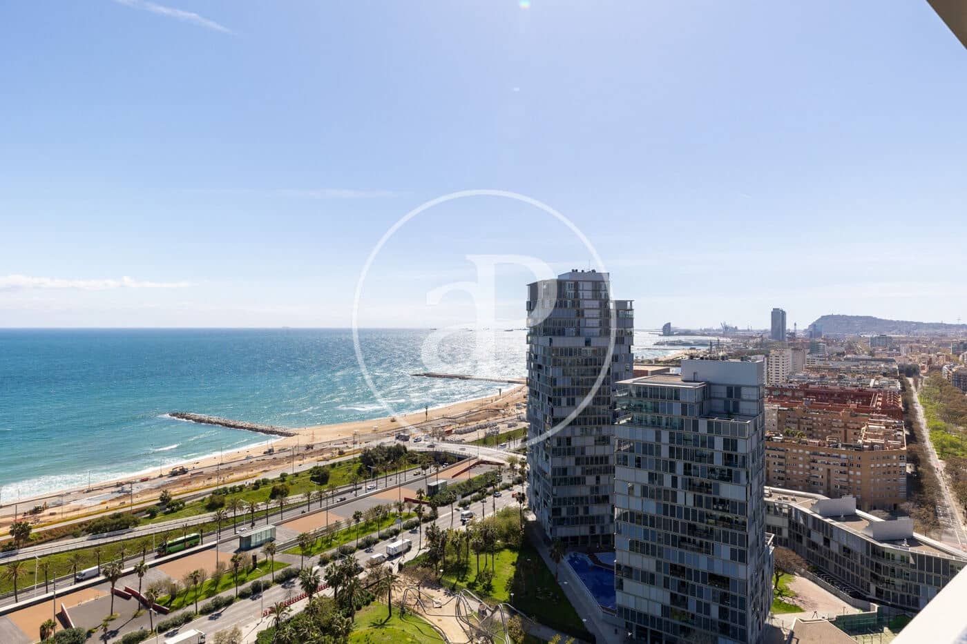 Ático de 4 habitaciones en Barcelona ciudad en alquiler con piscina - 7.835 € (Ref: 9714924)