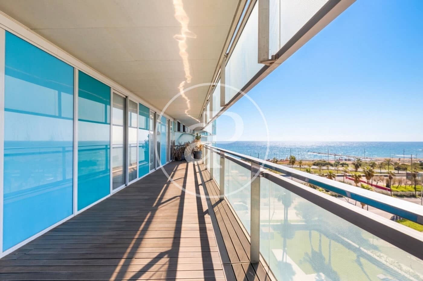 3 slaapkamer Appartement te huur in Barcelona stad met zwembad - € 4.382 (Ref: 9714925)