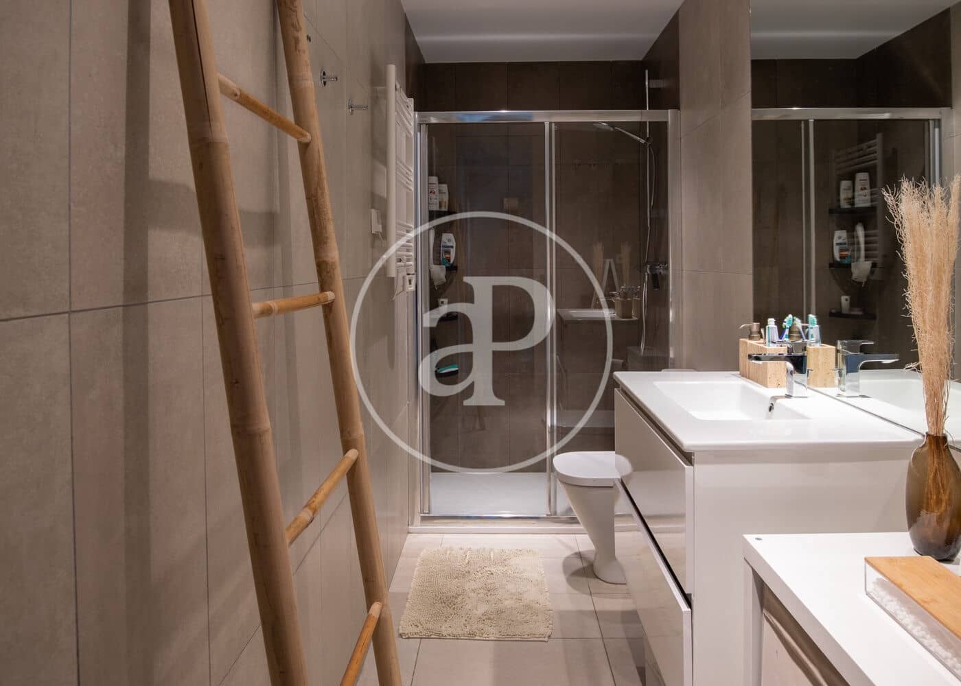 1 makuuhuone Huoneisto myytävänä paikassa Barcelona kaupunki mukana uima-altaan - 590 000 € (Ref: 9719906)