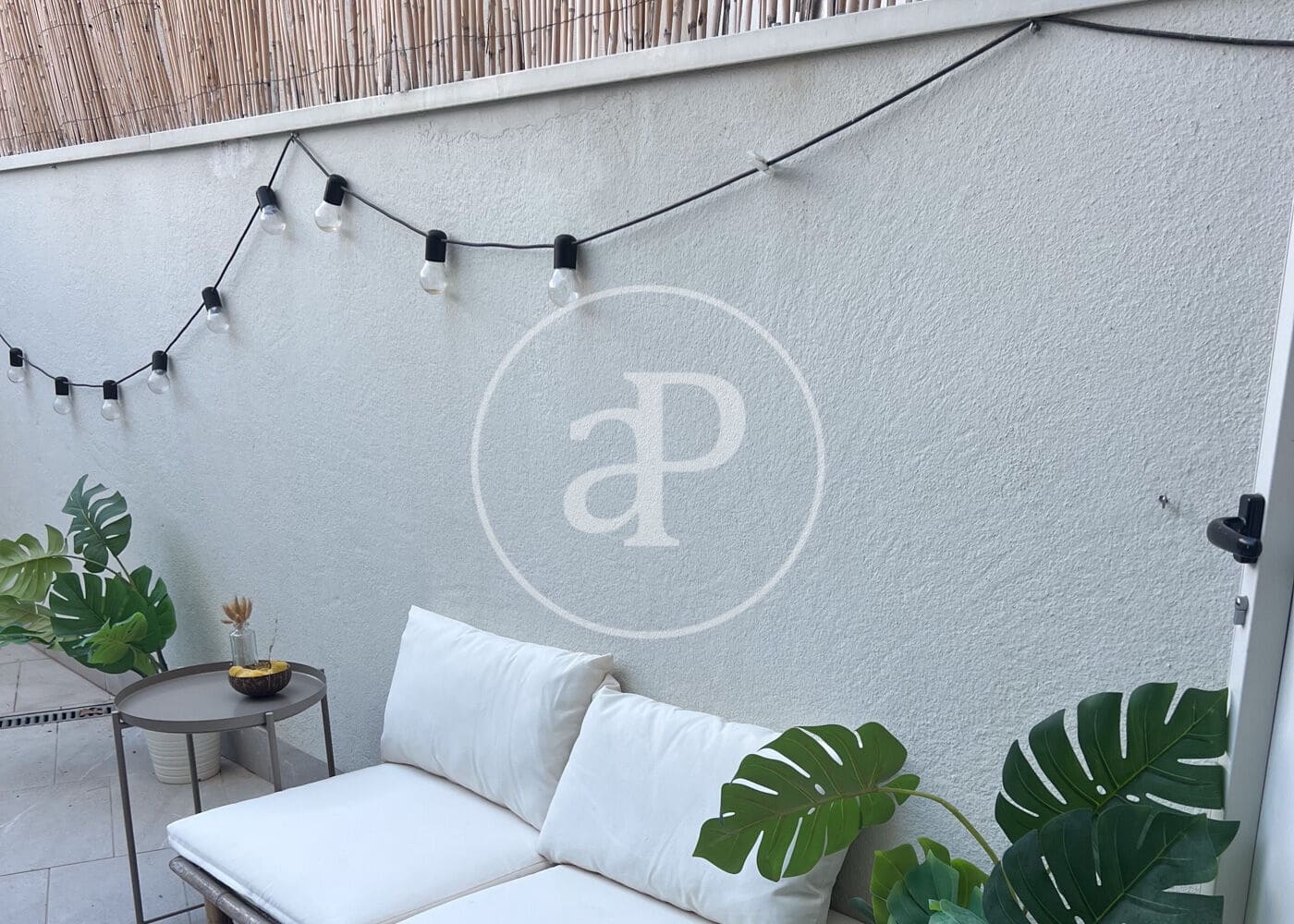 1 makuuhuone Huoneisto myytävänä paikassa Barcelona kaupunki mukana uima-altaan - 590 000 € (Ref: 9719906)