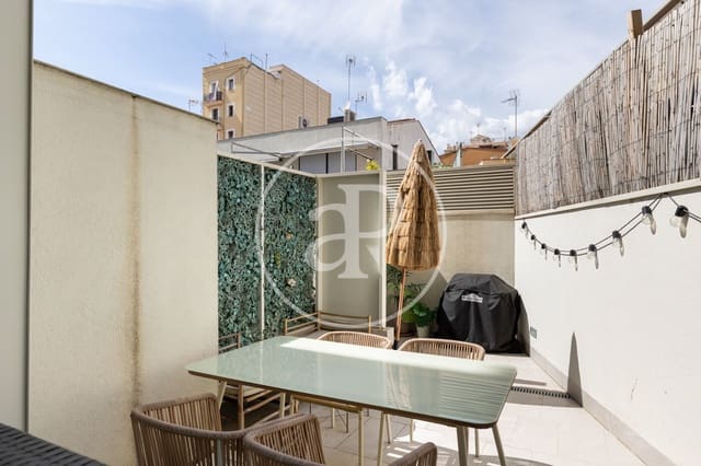 1 slaapkamer Appartement te koop in El Poblenou, Barcelona stad met zwembad - € 590.000 (Ref: 9719906)