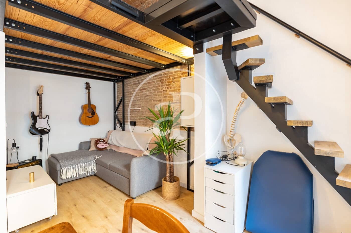 2 bedroom Apartment for sale in Barcelona city - € 350,000 (Ref: 9719907)