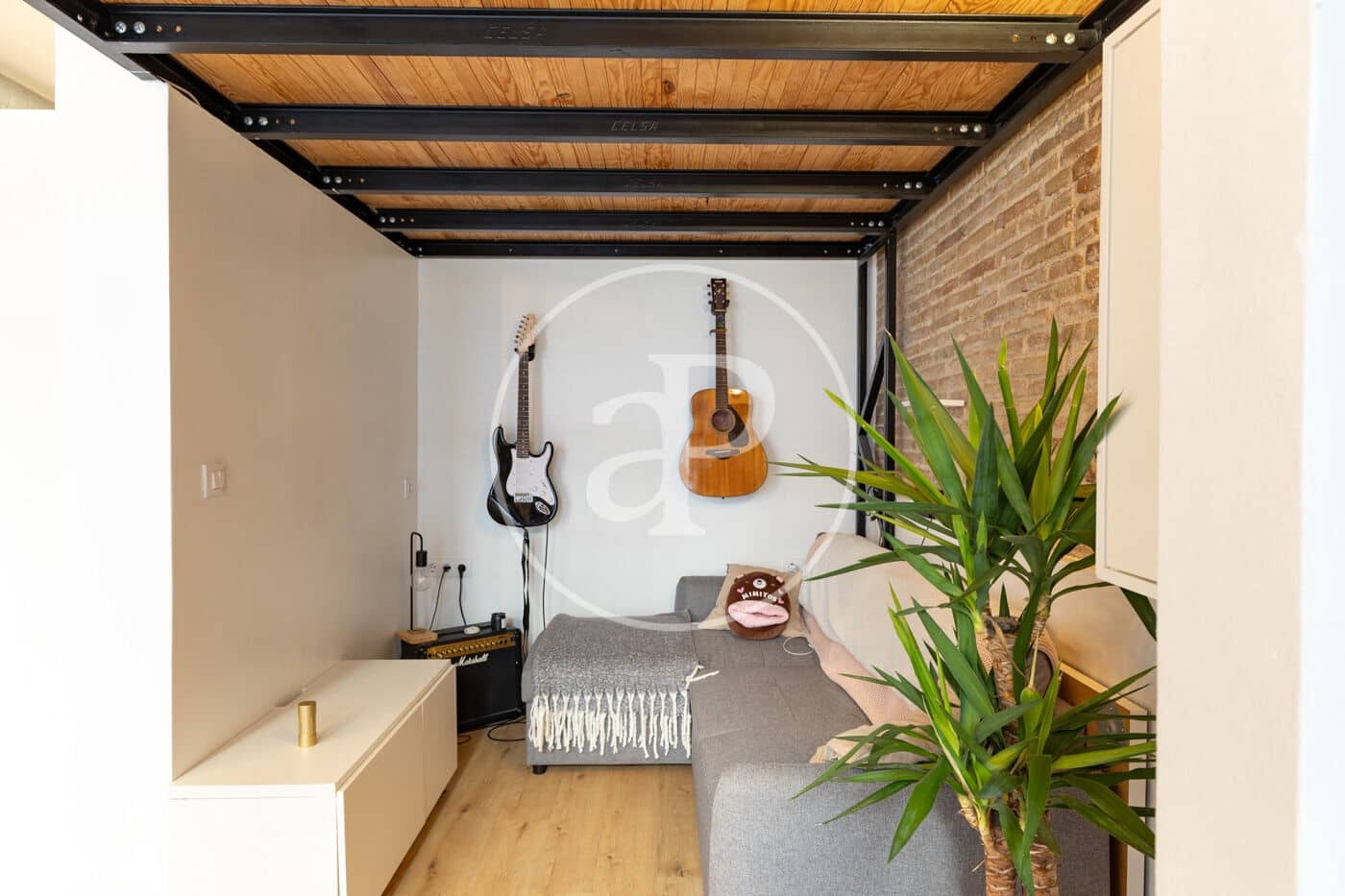 2 bedroom Apartment for sale in Barcelona city - € 350,000 (Ref: 9719907)