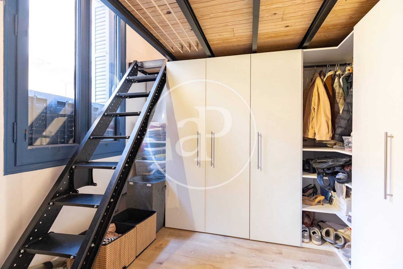 2 bedroom Apartment for sale in Barcelona city - € 350,000 (Ref: 9719907)