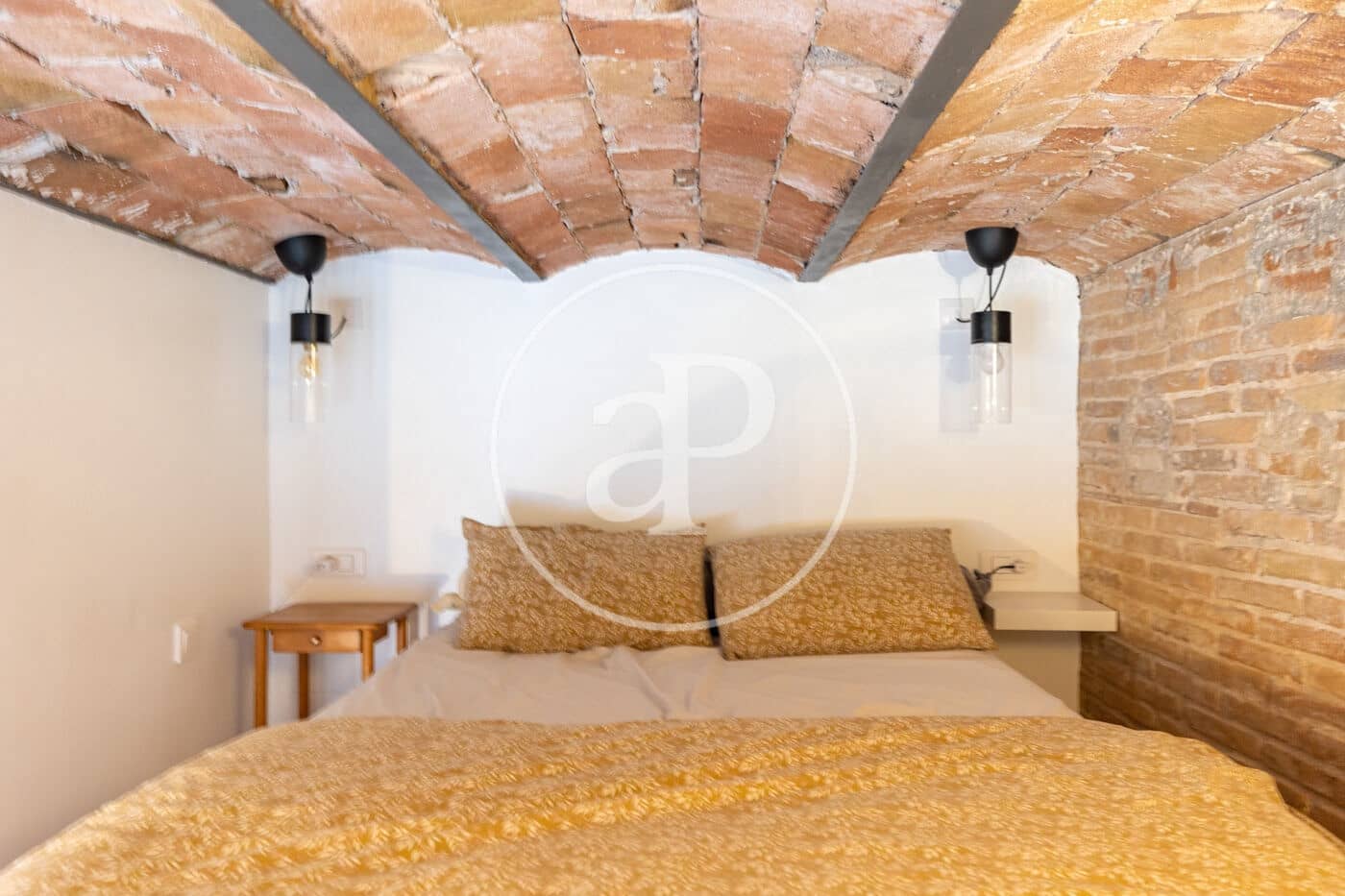 2 bedroom Apartment for sale in Barcelona city - € 350,000 (Ref: 9719907)
