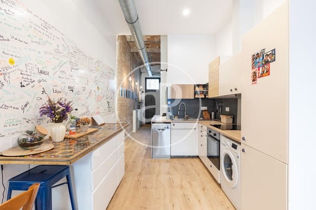 2 bedroom Apartment for sale in El Poble Sec, Barcelona city - € 350,000 (Ref: 9719907)