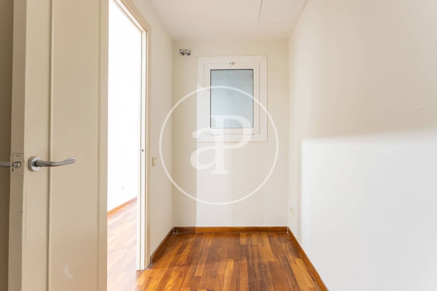 Appartement de 3 chambres à louer à Barcelone ville - 2 100 € (Ref: 9719908)