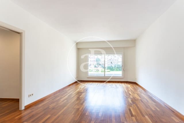 Appartement de 3 chambres à louer à Sarrià, Barcelone ville - 2 100 € (Ref: 9719908)