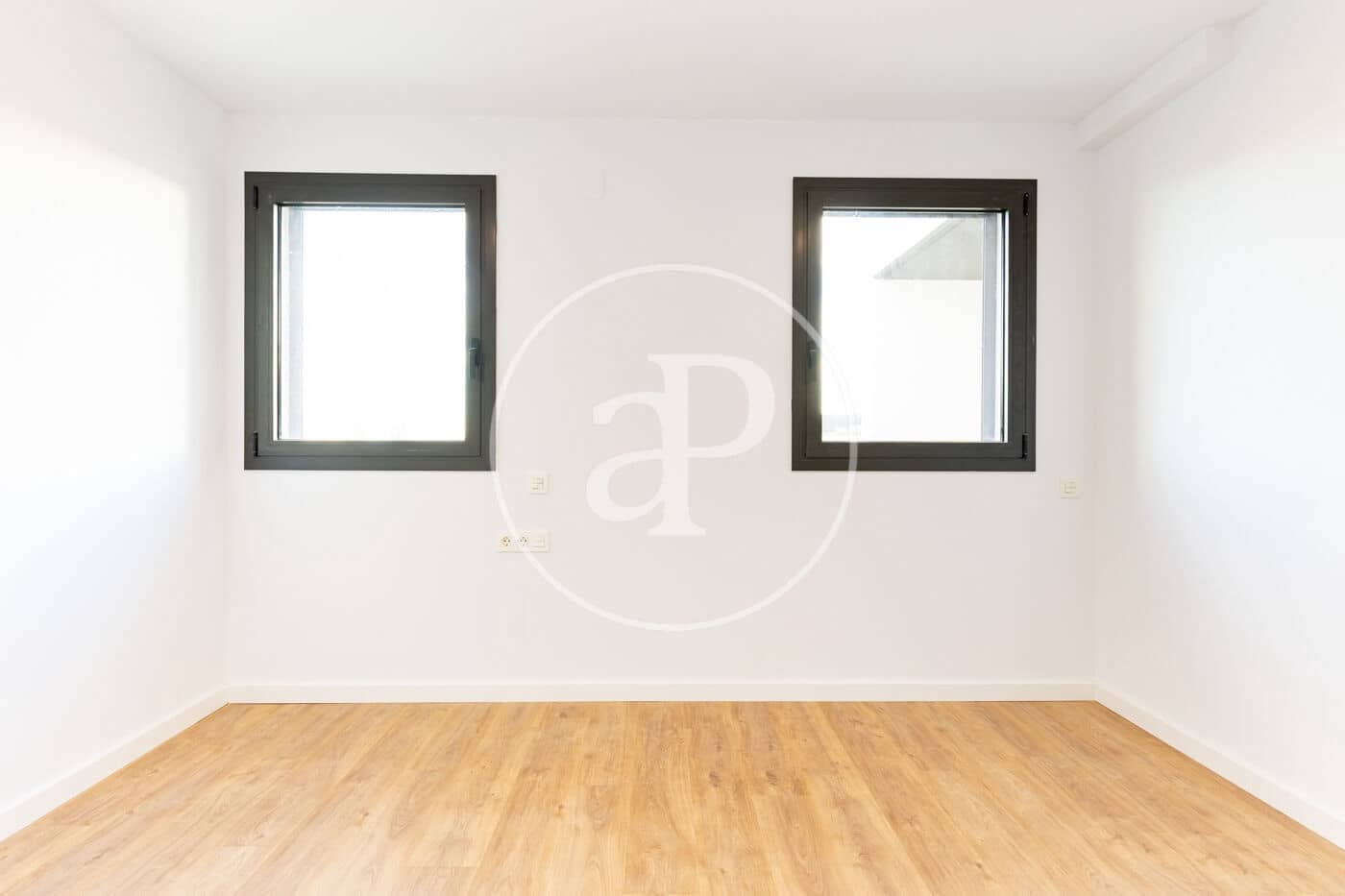 3 bedroom Apartment for sale in Terrassa - € 380,000 (Ref: 9719909)