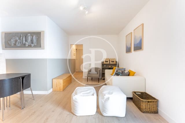 Appartement de 2 chambres à louer à Mira-Sol, Sant Cugat del Vallès - 1 200 € (Ref: 9721680)