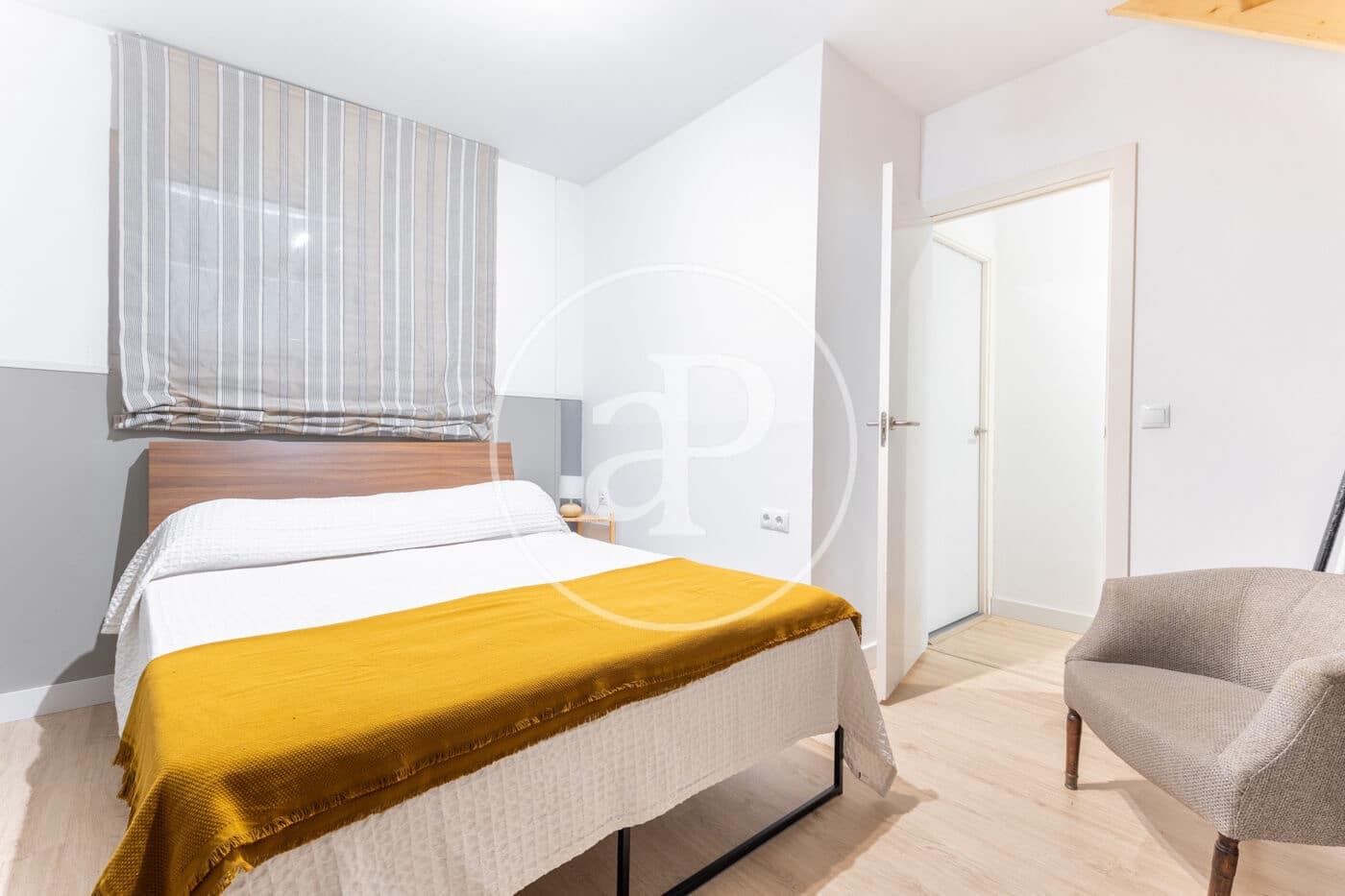 Appartement de 2 chambres à louer à Mira-Sol - 1 200 € (Ref: 9721680)