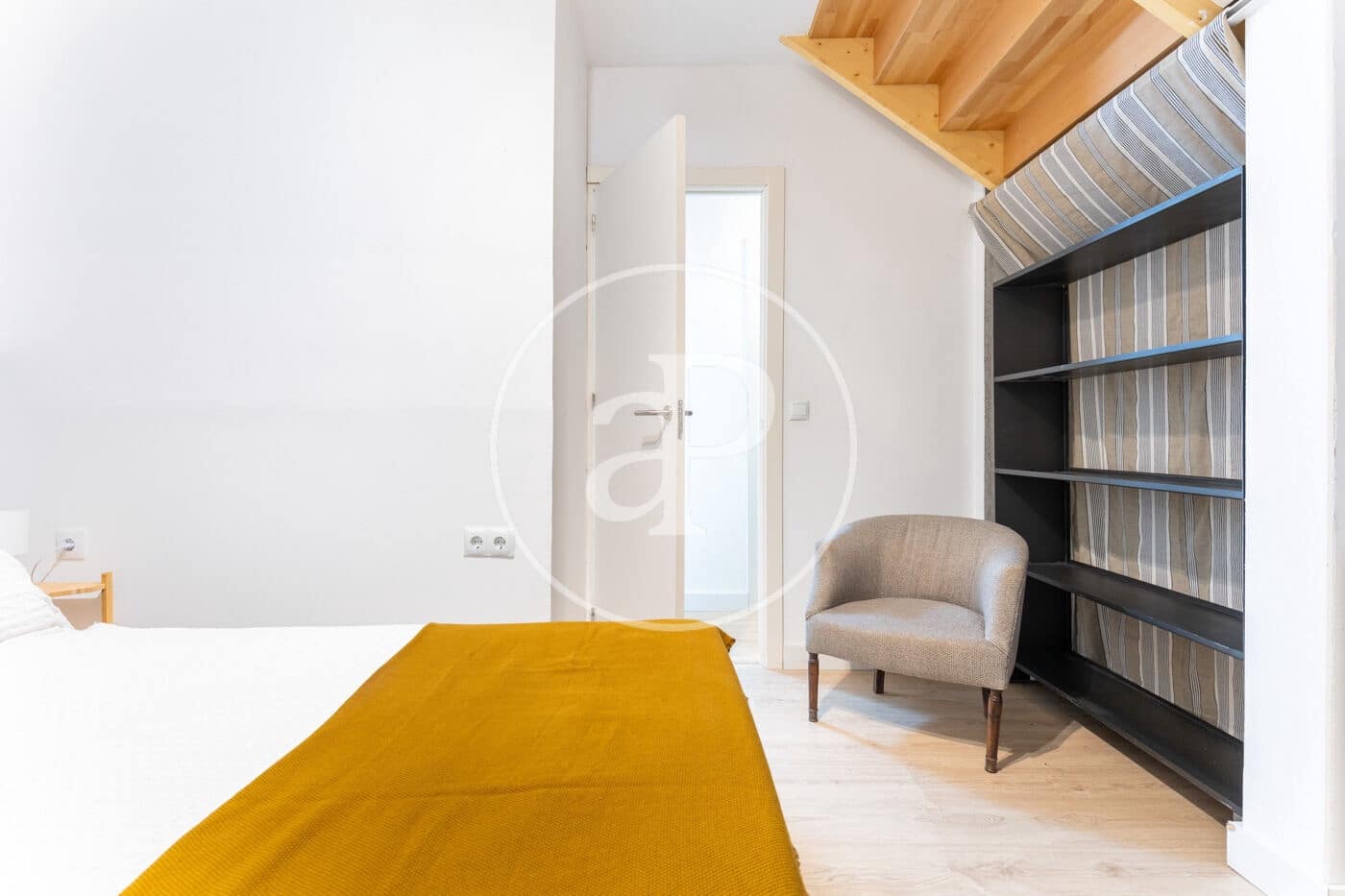 Appartement de 2 chambres à louer à Mira-Sol - 1 200 € (Ref: 9721680)