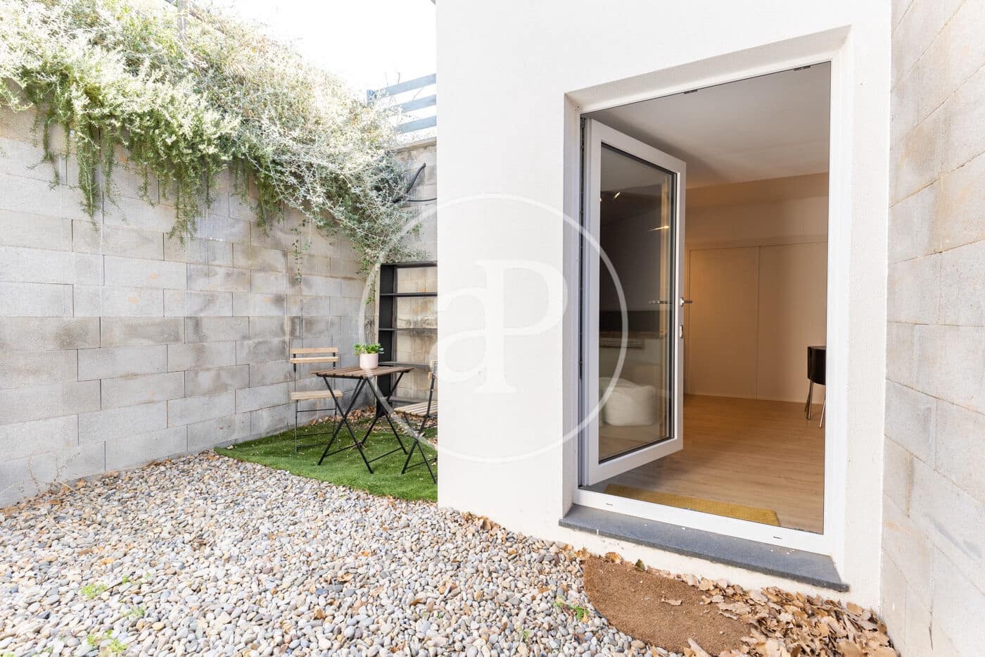 Appartement de 2 chambres à louer à Mira-Sol - 1 200 € (Ref: 9721680)