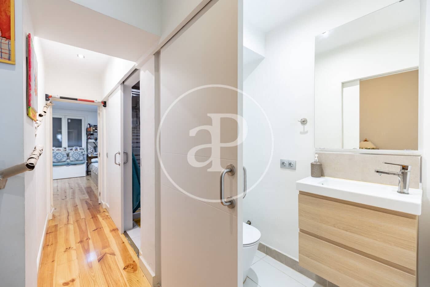 2 bedroom Apartment for sale in Barcelona city - € 570,000 (Ref: 9721681)