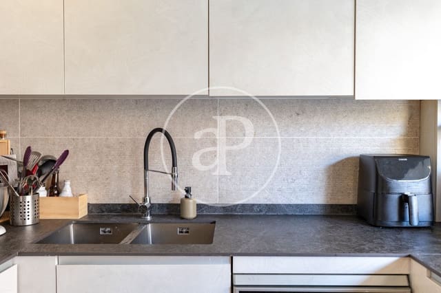 2 makuuhuone Huoneisto myytävänä paikassa Sant Gervasi - La Bonanova, Barcelona kaupunki - 570 000 € (Ref: 9721681)