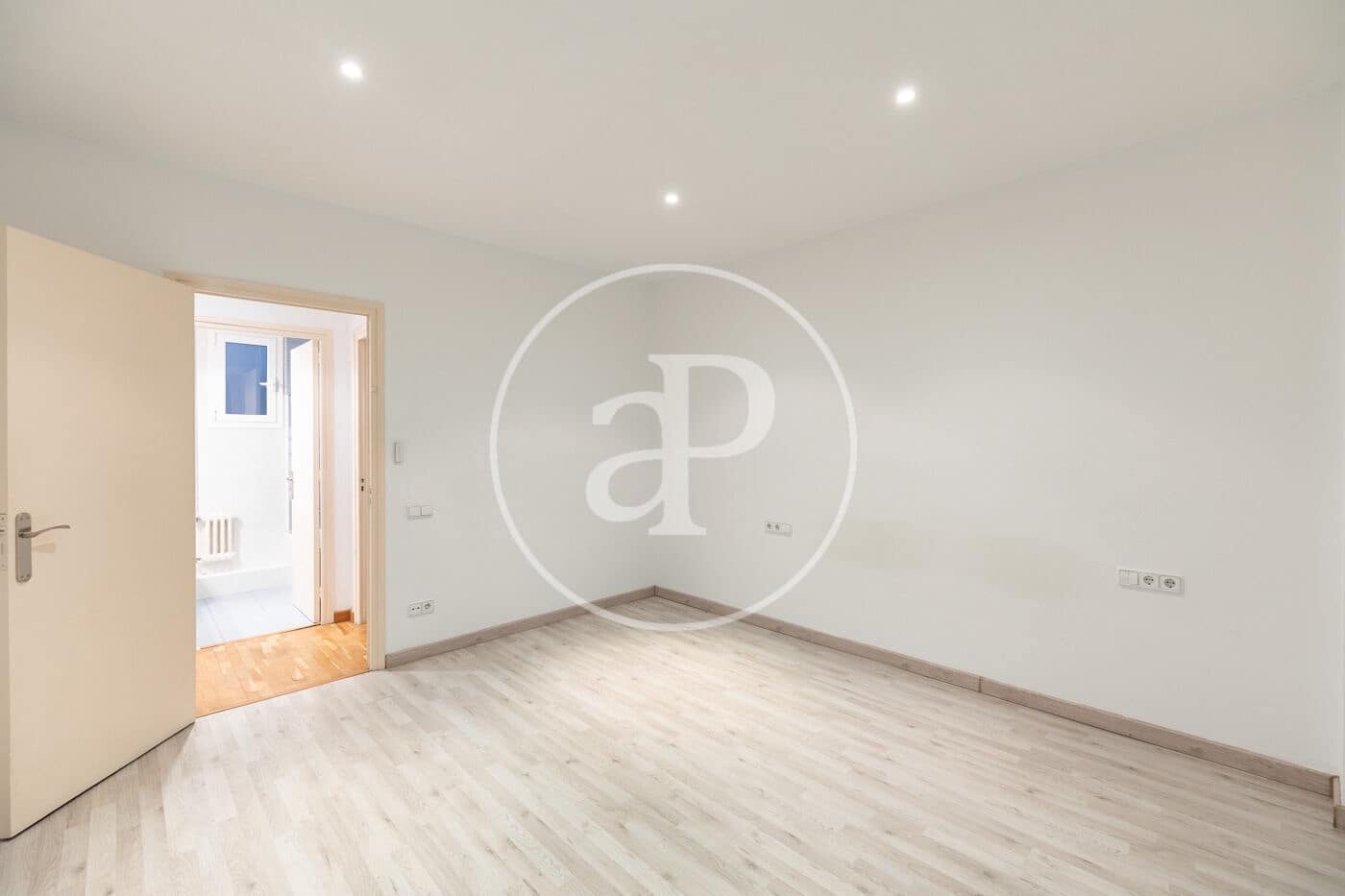 4 chambre Appartement à vendre à Barcelone ville - 840 000 € (Ref: 9721682)