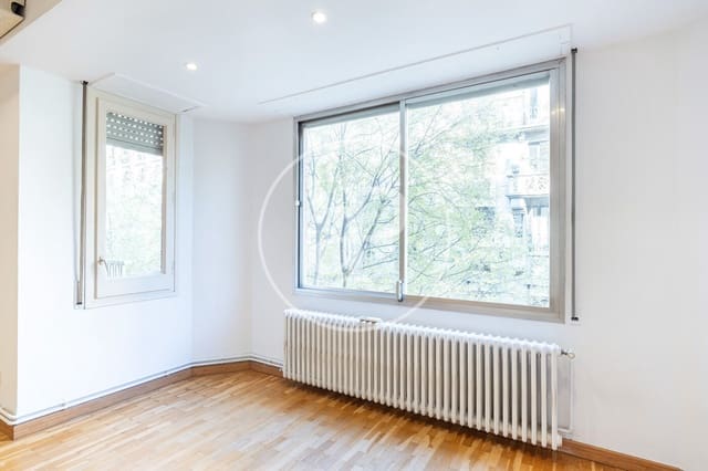 4 Zimmer Apartment zu verkaufen in La Dreta de L'Eixample, Barcelona Stadt - 840.000 € (Ref: 9721682)
