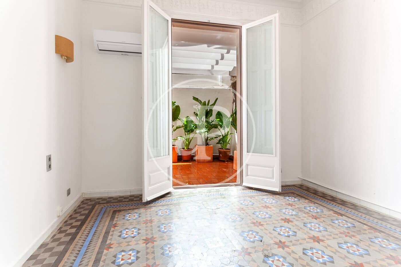 Apartamento de 2 habitaciones en Barcelona ciudad en alquiler - 2.500 € (Ref: 9726630)