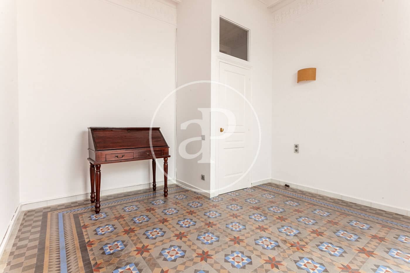 Apartamento de 2 habitaciones en Barcelona ciudad en alquiler - 2.500 € (Ref: 9726630)