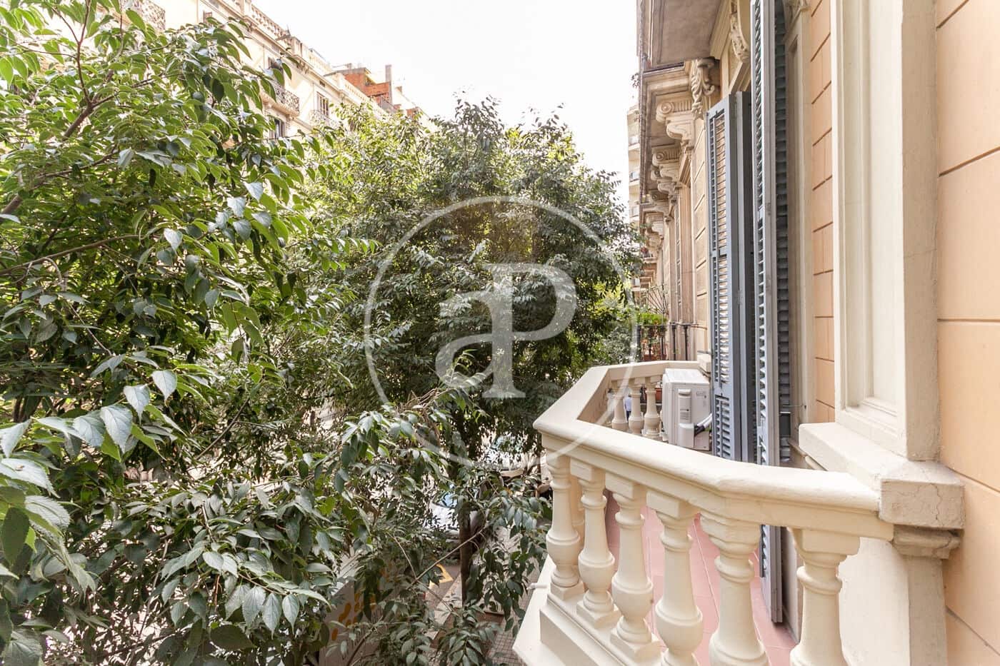 Apartamento de 2 habitaciones en Barcelona ciudad en alquiler - 2.500 € (Ref: 9726630)