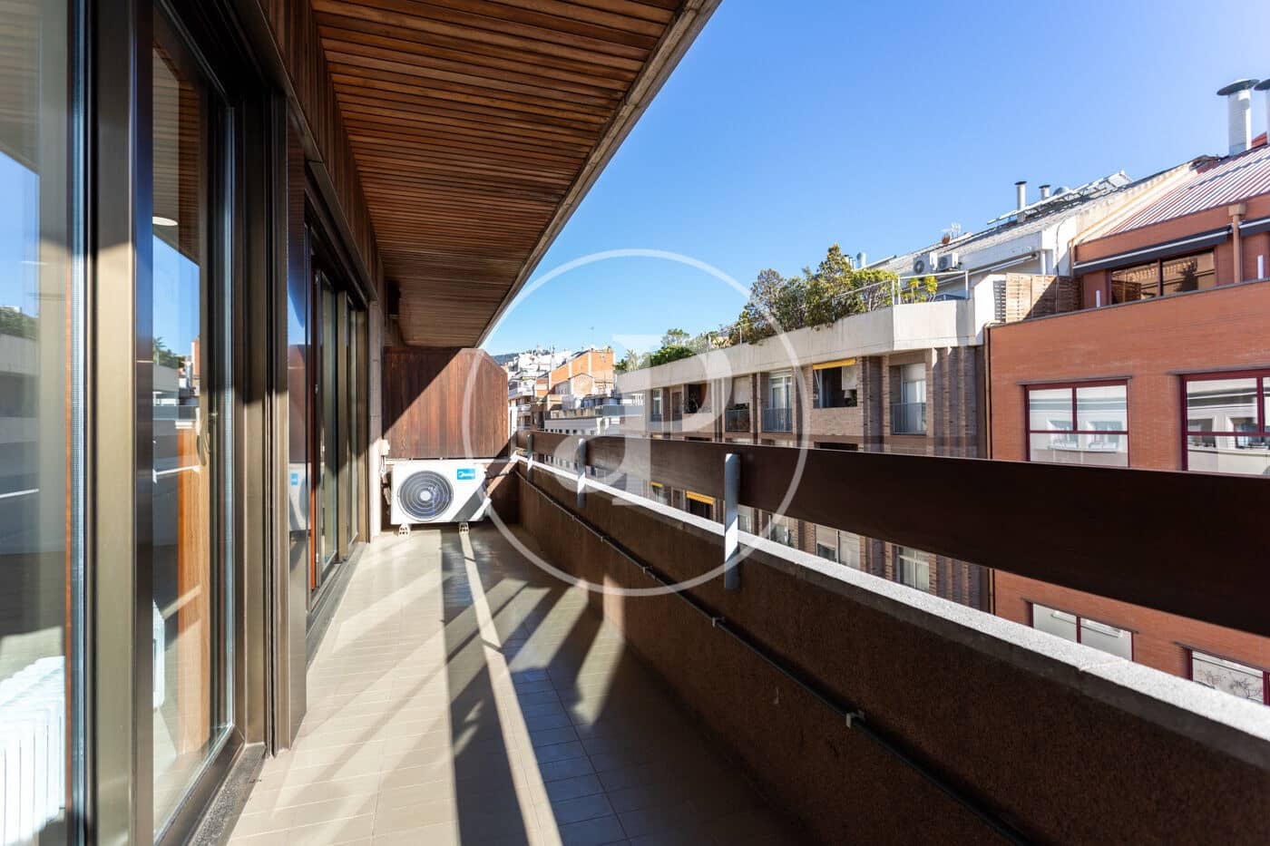 Appartement de 4 chambres à louer à Barcelone ville - 4 000 € (Ref: 9732083)