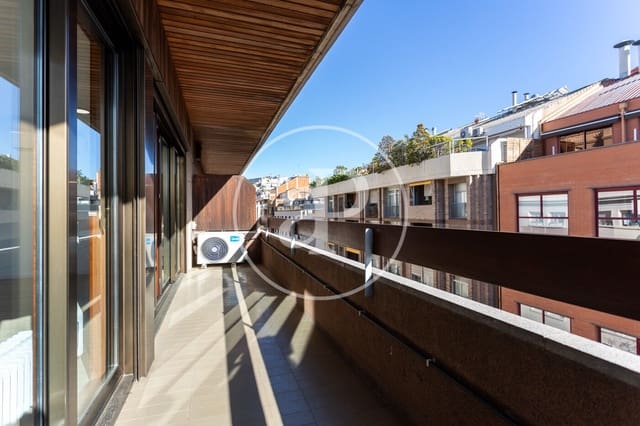 4 bedroom Apartment for rent in Sant Gervasi - Galvany, Barcelona city - € 4,000 (Ref: 9732083)