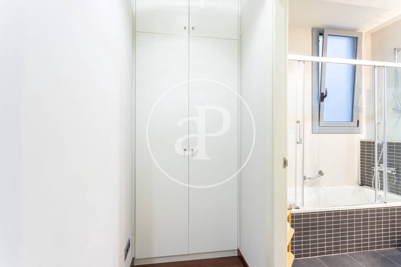 2 bedroom Apartment for rent in Barcelona city - € 2,600 (Ref: 9732084)
