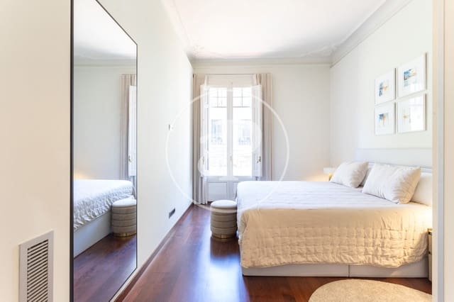 Apartamento de 2 habitaciones en La Dreta de L'Eixample, Barcelona ciudad en alquiler - 2.600 € (Ref: 9732084)