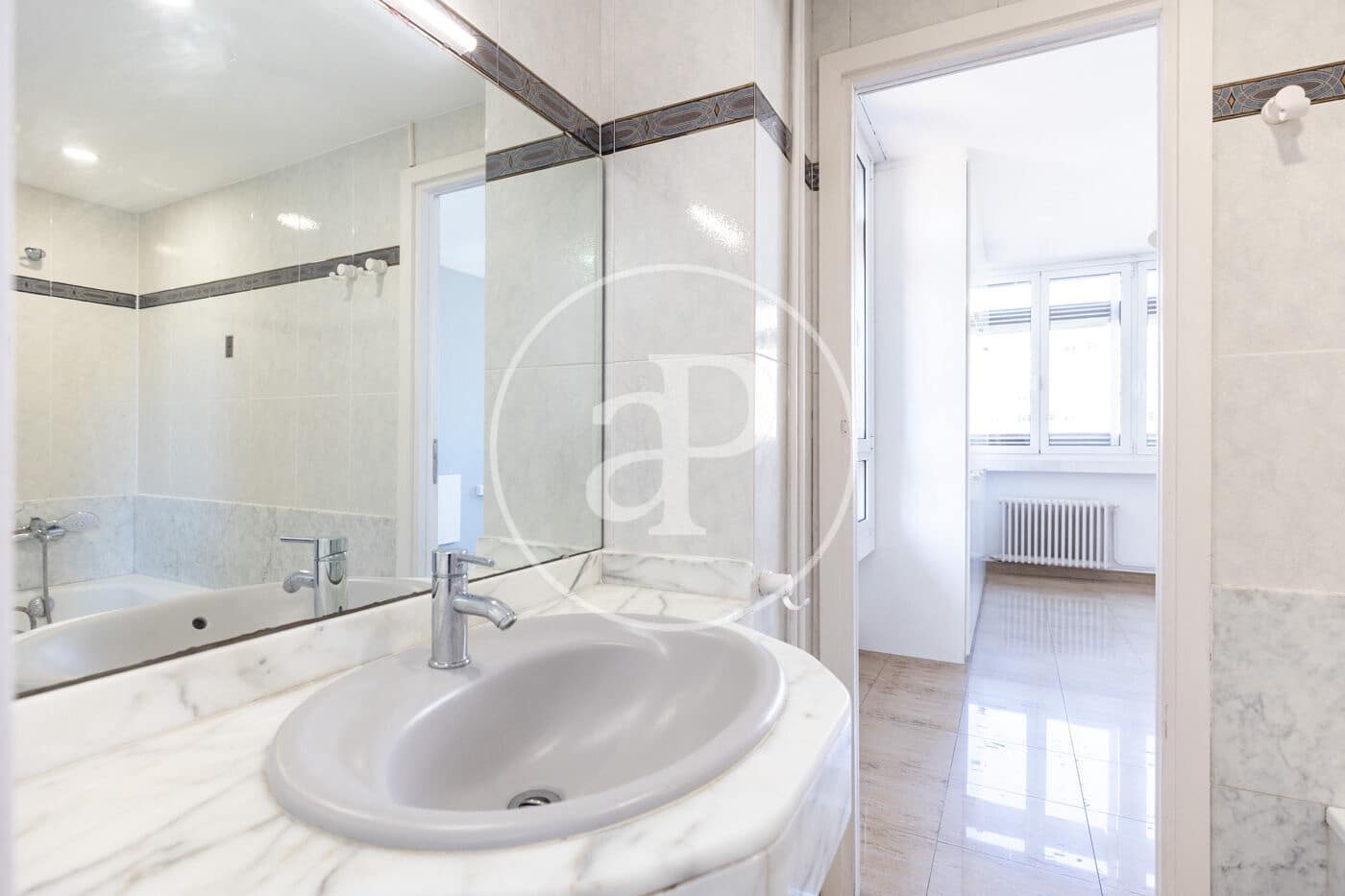 4 sovrum Lägenhet till salu i Barcelona stad - 750 000 € (Ref: 9732085)