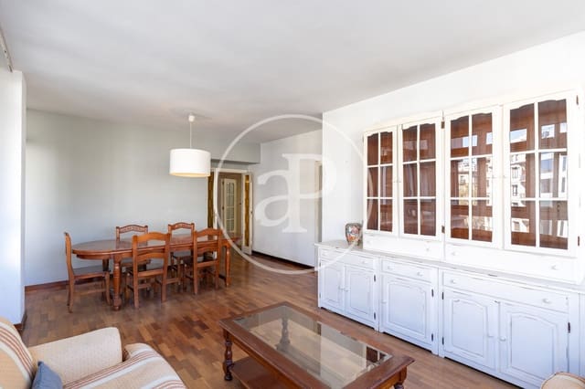 4 sovrum Lägenhet till salu i L'Antiga Esquerra de L'Eixample, Barcelona stad - 750 000 € (Ref: 9732085)