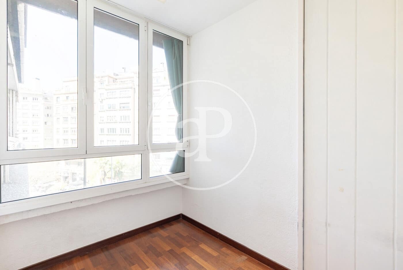 4 sovrum Lägenhet till salu i Barcelona stad - 750 000 € (Ref: 9732085)