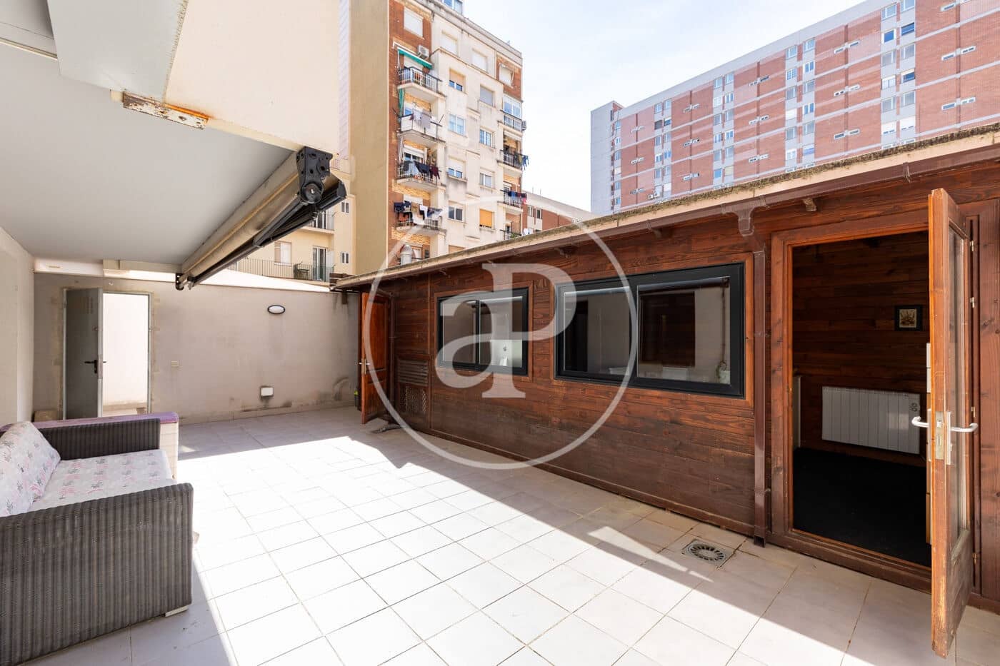 2 slaapkamer Appartement te koop in Barcelona stad met zwembad - € 695.000 (Ref: 9732086)