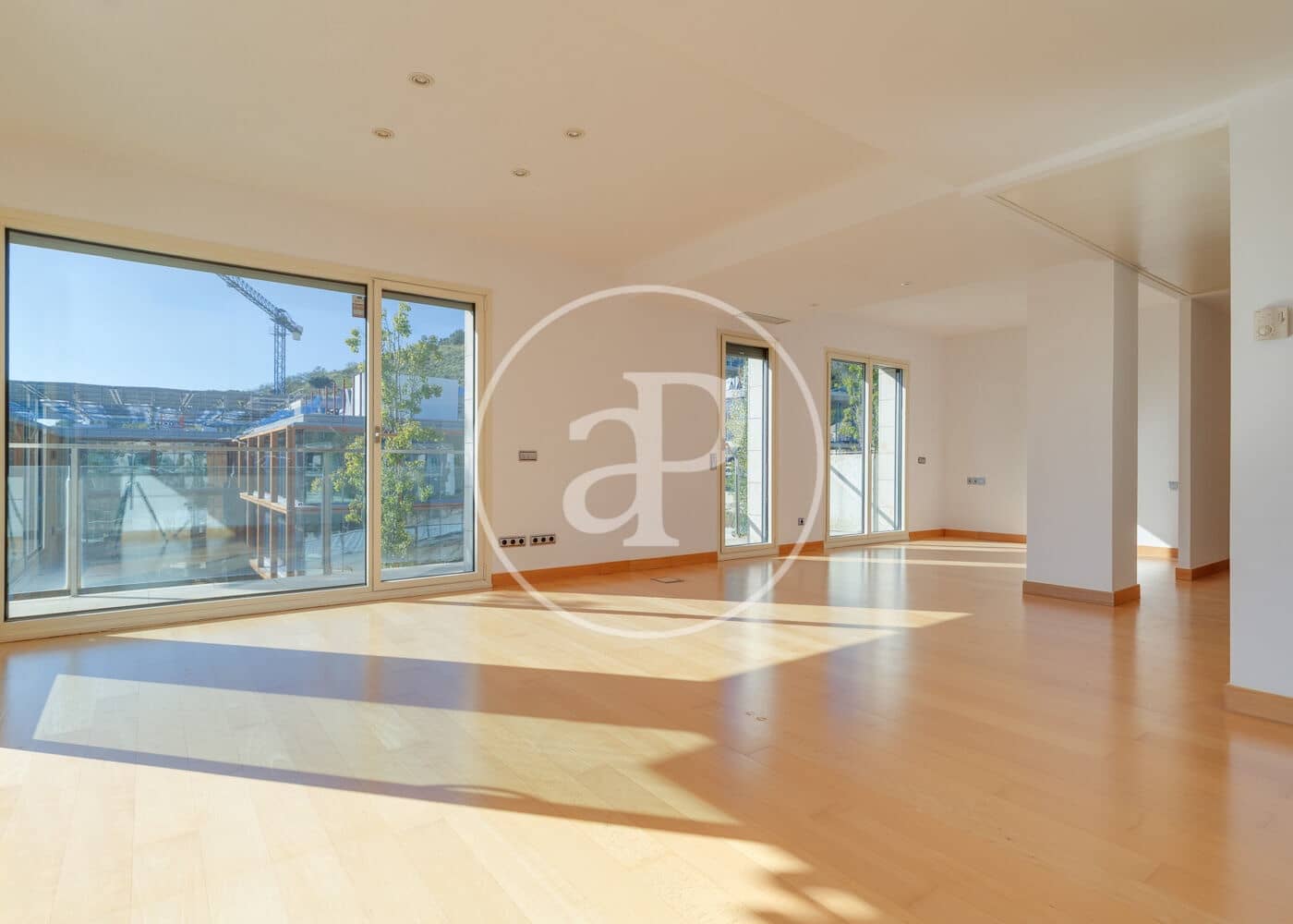 Ático de 3 habitaciones en Barcelona ciudad en venta con piscina - 1.800.000 € (Ref: 9738544)