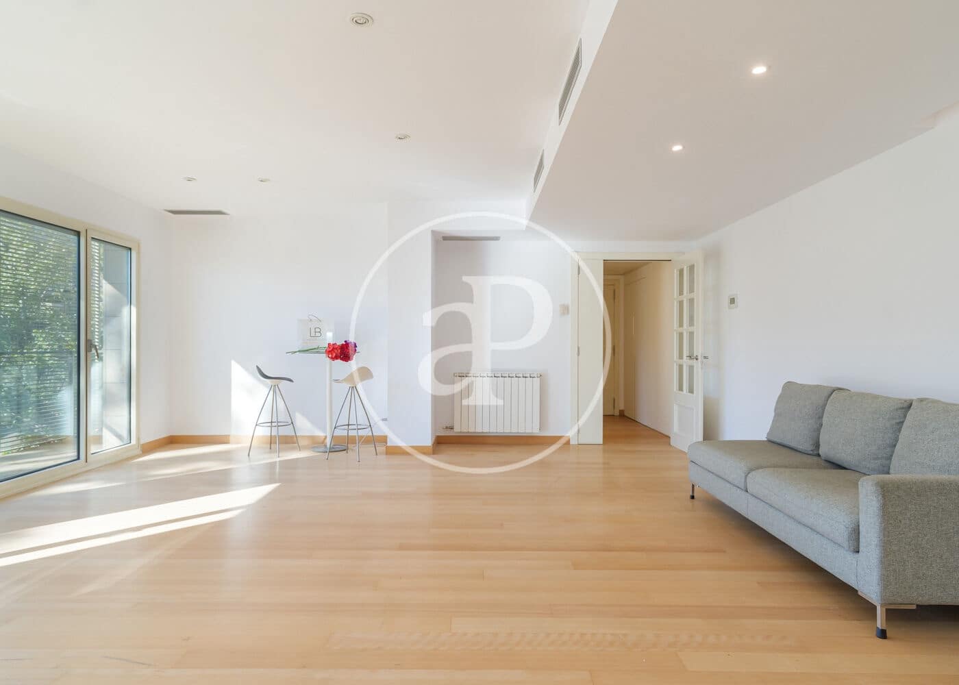 Ático de 3 habitaciones en Barcelona ciudad en venta con piscina - 1.800.000 € (Ref: 9738544)