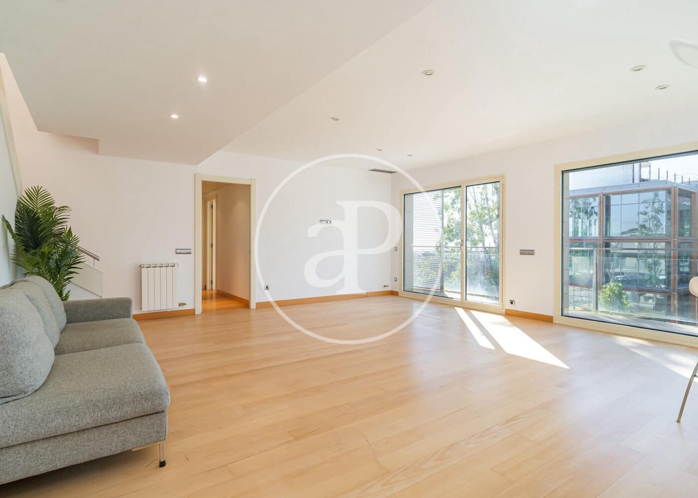 Ático de 3 habitaciones en Barcelona ciudad en venta con piscina - 1.800.000 € (Ref: 9738544)