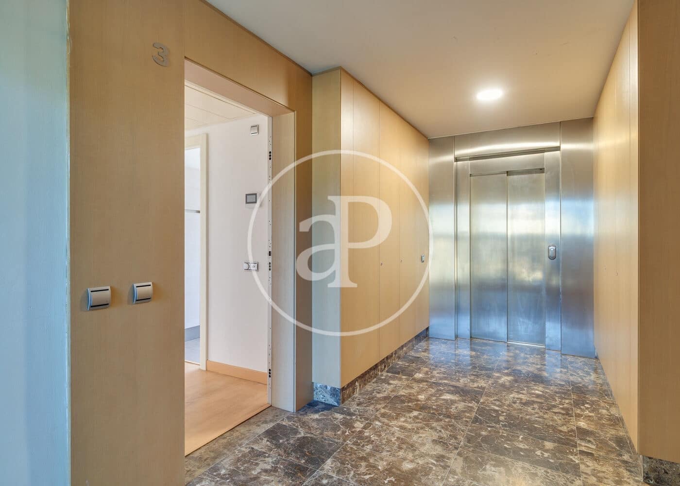 Ático de 3 habitaciones en Barcelona ciudad en venta con piscina - 1.800.000 € (Ref: 9738544)