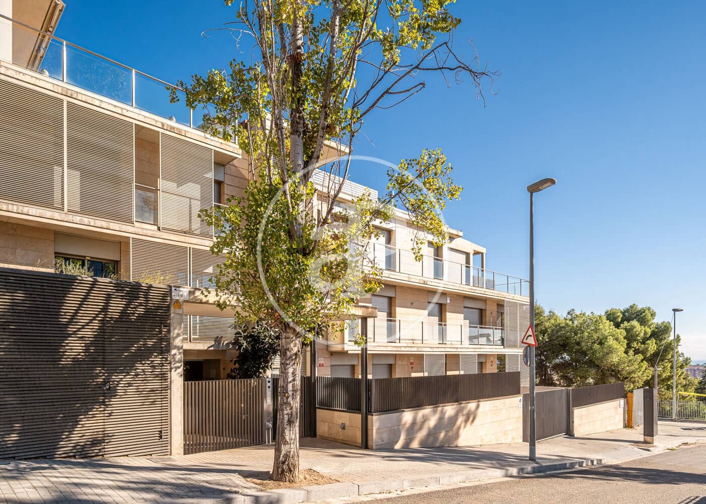 Ático de 3 habitaciones en Barcelona ciudad en venta con piscina - 1.800.000 € (Ref: 9738544)