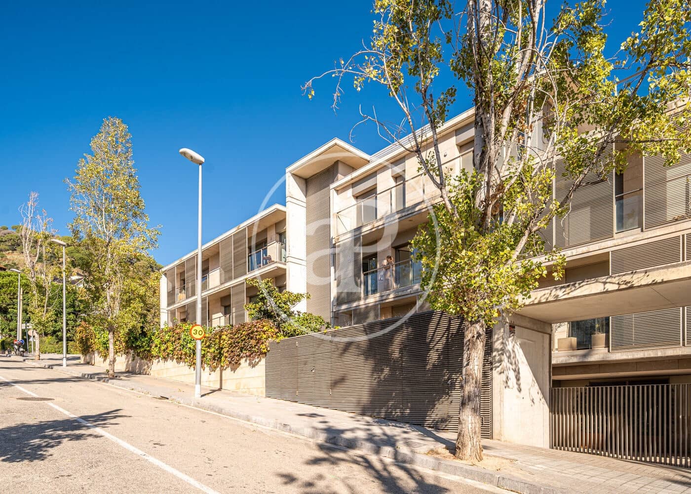 Ático de 3 habitaciones en Barcelona ciudad en venta con piscina - 1.800.000 € (Ref: 9738544)