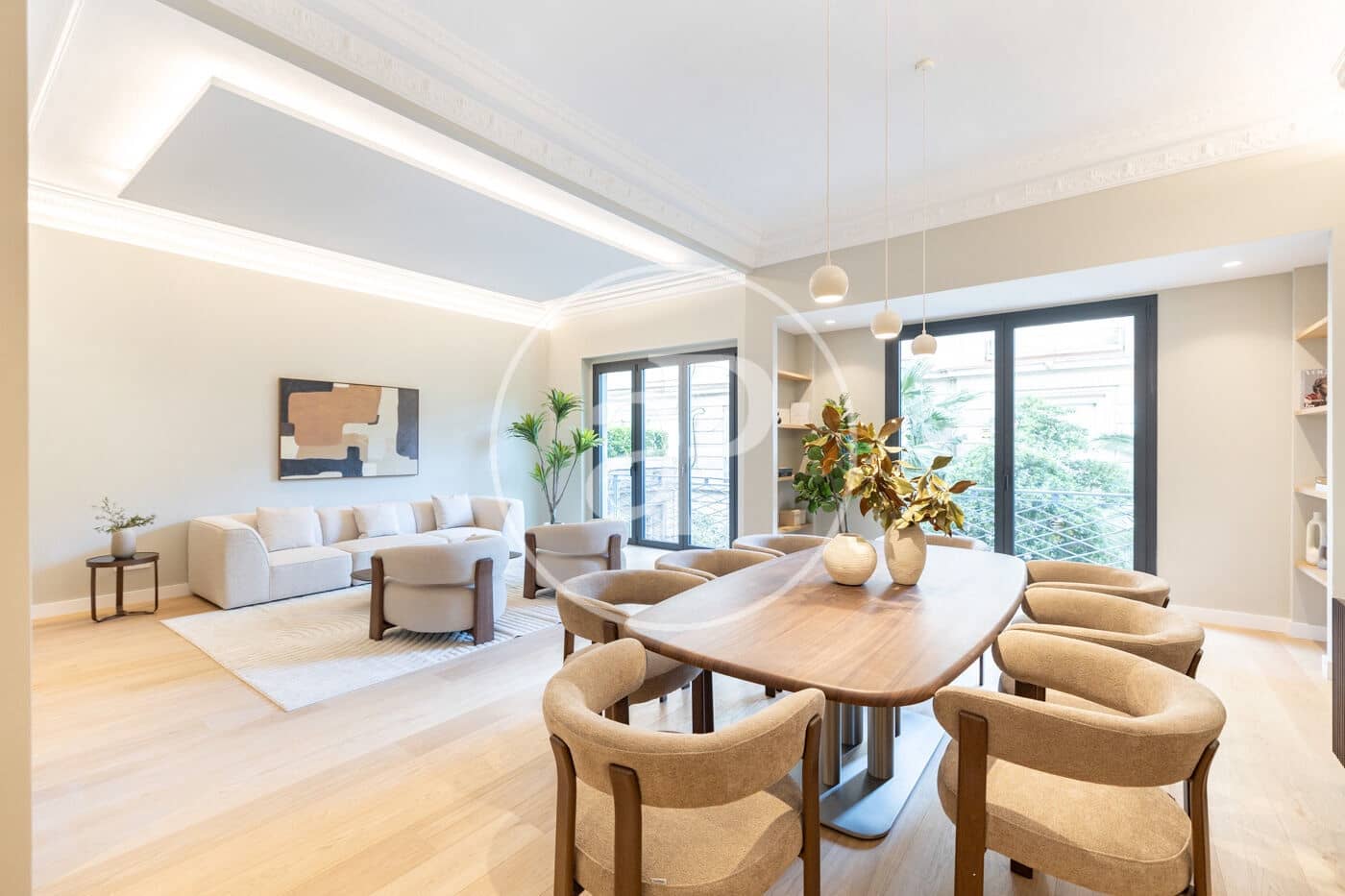 5 bedroom Apartment for sale in Barcelona city - € 2,150,000 (Ref: 9738545)