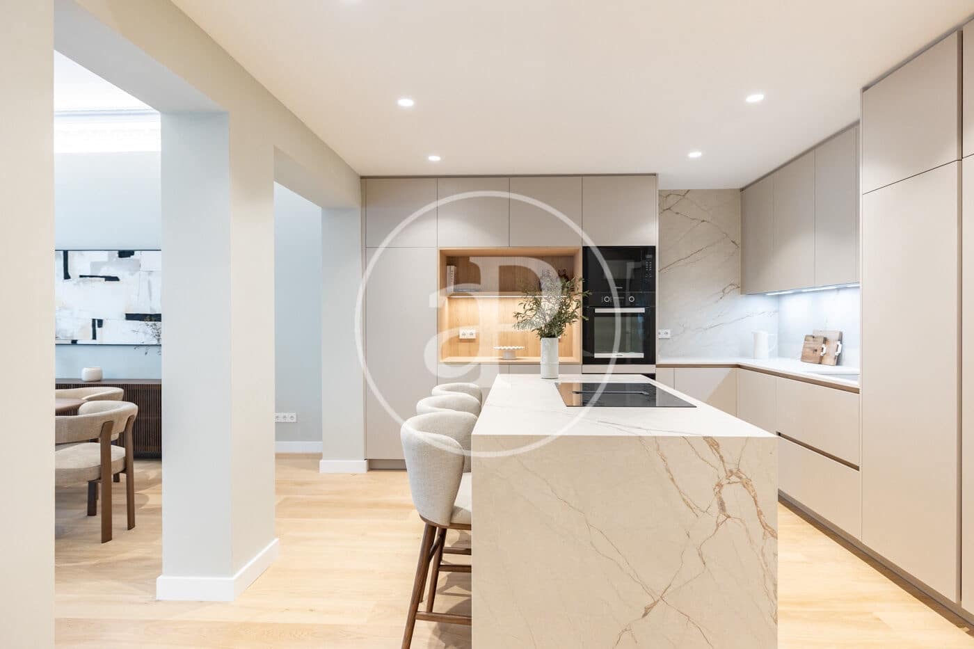 5 bedroom Apartment for sale in Barcelona city - € 2,150,000 (Ref: 9738545)