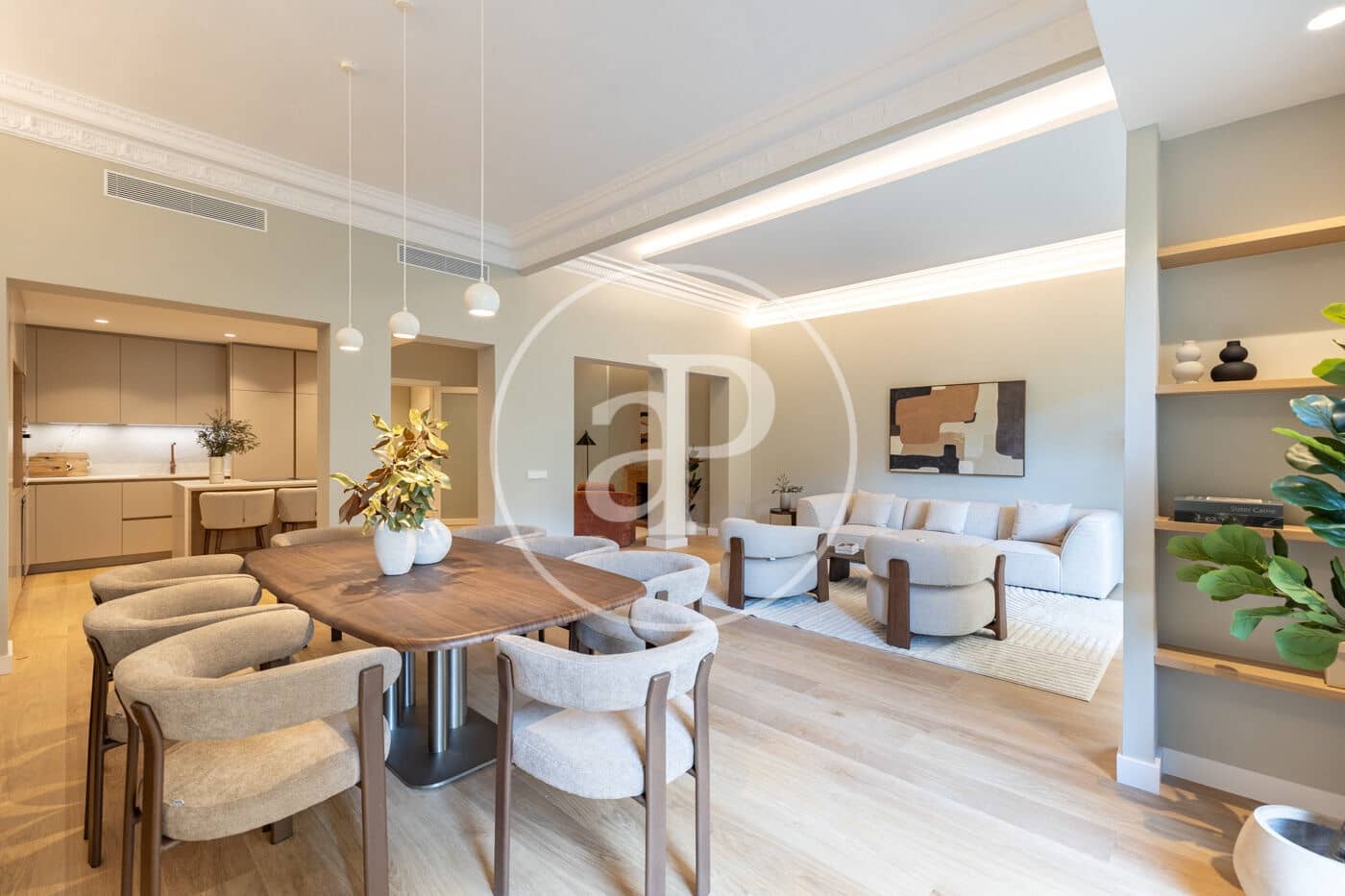 5 bedroom Apartment for sale in Barcelona city - € 2,150,000 (Ref: 9738545)