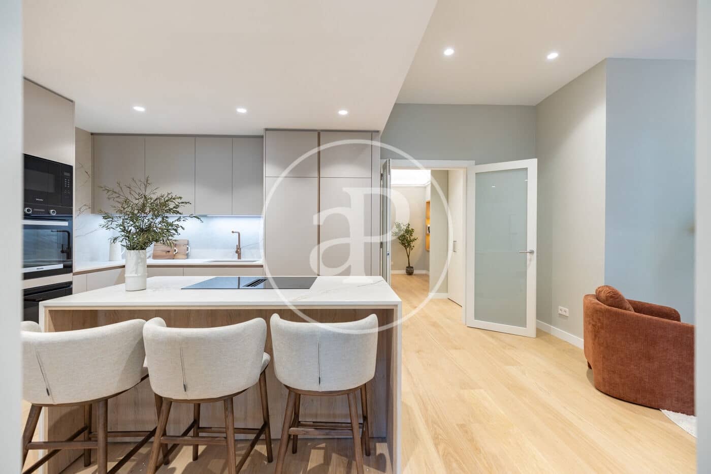 5 bedroom Apartment for sale in Barcelona city - € 2,150,000 (Ref: 9738545)