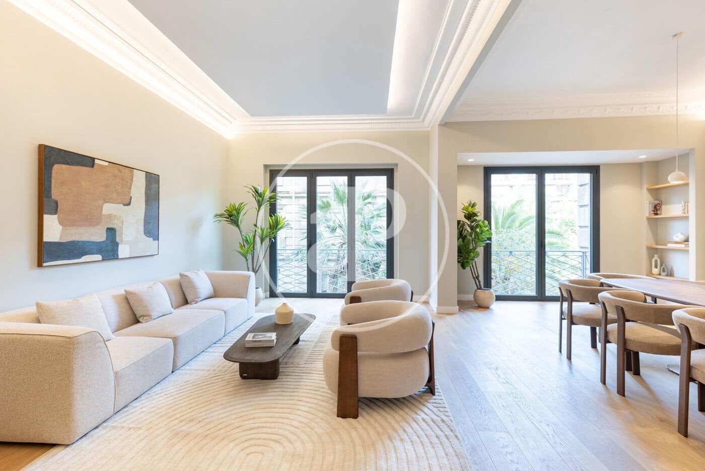5 bedroom Apartment for sale in Barcelona city - € 2,150,000 (Ref: 9738545)